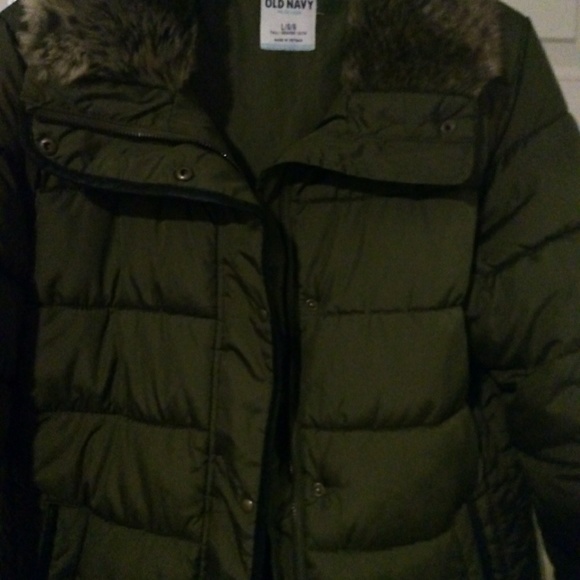 Old Navy puffer jacket - Picture 4 of 4